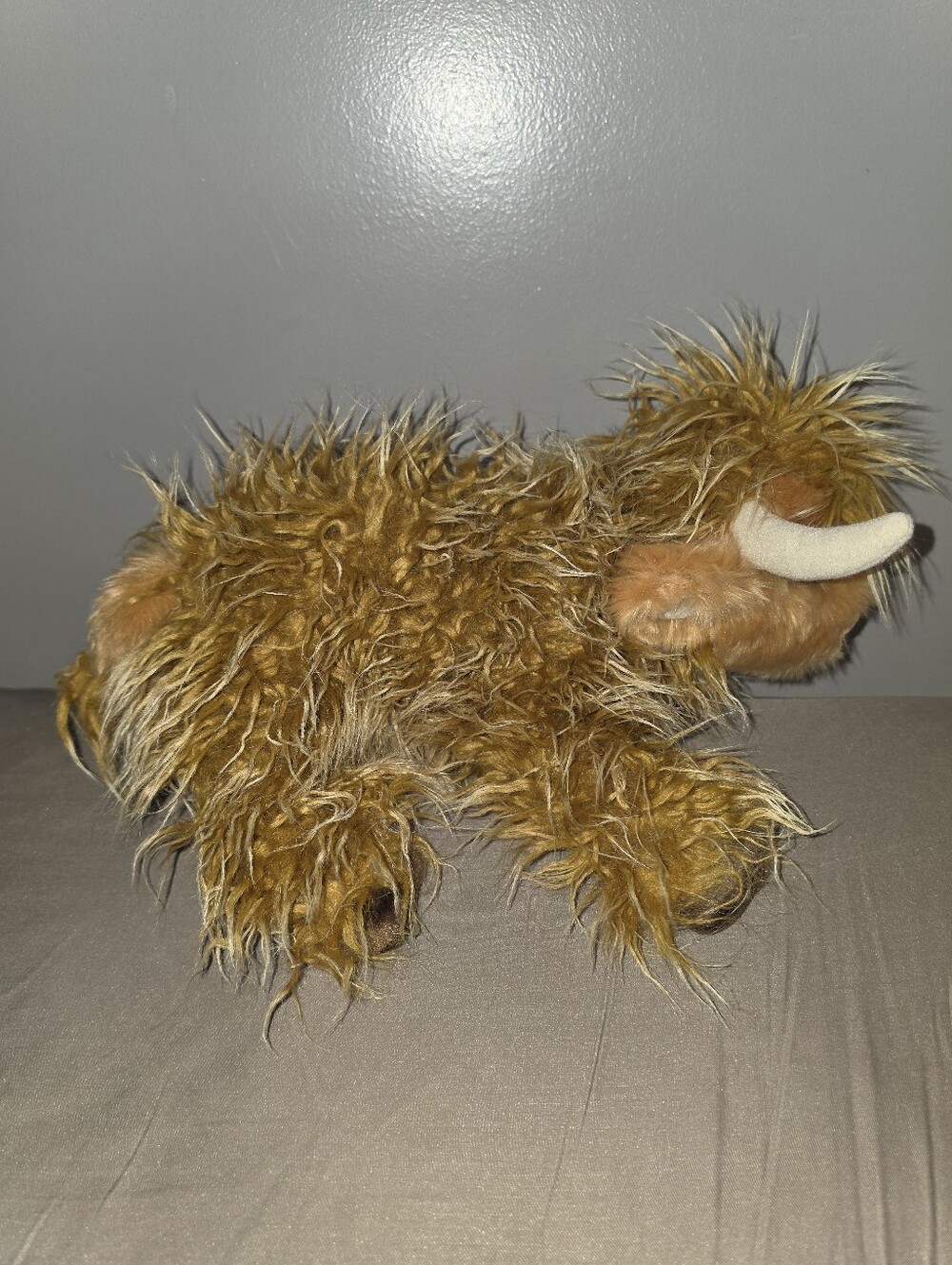 Wallace 16" DLUX Scottish Highland Cow plush stuffed animal Douglas BNWTs - Picture 2 of 4